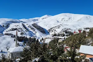 Ski resort „Popova Shapka“ image