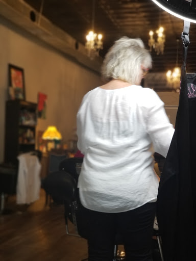 Beauty Salon «Salon South», reviews and photos, 109 W 7th St, Columbia, TN 38401, USA