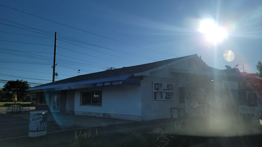 Liquor Store «L & L Liquors», reviews and photos, 226 Shopping Center Rd, Stevensville, MD 21666, USA