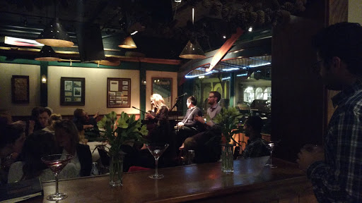 New American Restaurant «Canoe Club», reviews and photos, 27 S Main St, Hanover, NH 03755, USA