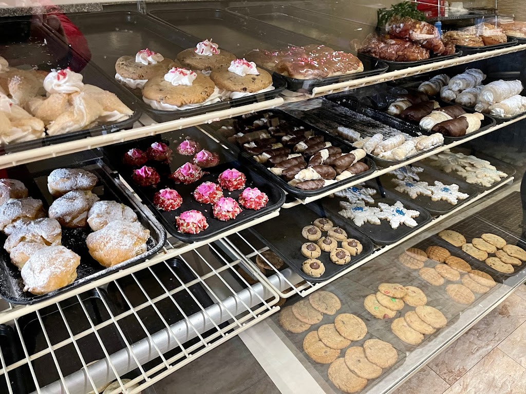 Betty Mae's Bakery - Masontown, PA 15461, Reviews, Hours & Contact