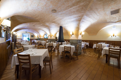 Restaurant lHostalet - Carrer de Vic, 18, 17177 Els Hostalets den Bas, Girona, España