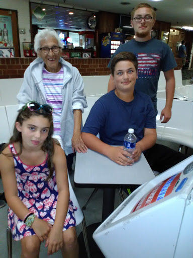 Bowling Alley «Wood Dale Bowl», reviews and photos, 155 E Irving Park Rd, Wood Dale, IL 60191, USA