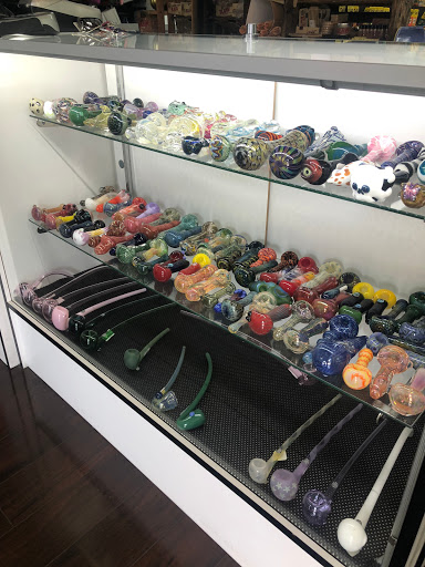 Tobacco Shop «Smokeez Smoke Shop», reviews and photos, 2301 17th St, Santa Ana, CA 92705, USA