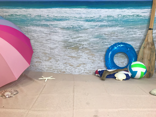 Pet Store «Whisker Bones Supply Co.», reviews and photos, 138 N Main St, Edwardsville, IL 62025, USA