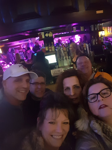 Restaurant «Balloons Restaurant & Night Club», reviews and photos, 20 Monroe St, Ellicottville, NY 14731, USA