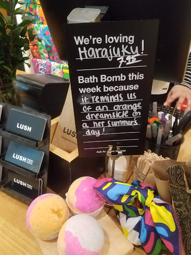 Cosmetics Store «Lush Cosmetics», reviews and photos, 303 Memorial City Way, Houston, TX 77024, USA