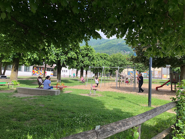 Rezensionen über Scuola comunale Centro scolastico di viale Stazione in Bellinzona - Schule