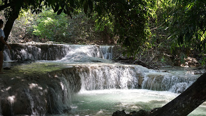 สวนรุขชาติน้ำตกวังก้านเหลือง Wang Kan Luang Waterfall