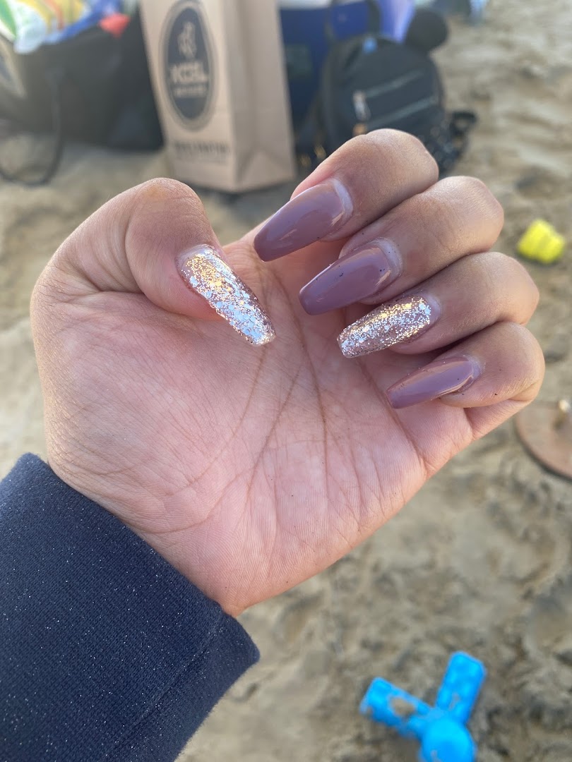 Citi Nails