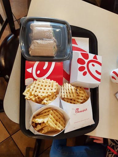 Fast Food Restaurant «Chick-fil-A», reviews and photos, 8040 N Blackstone Ave, Fresno, CA 93720, USA