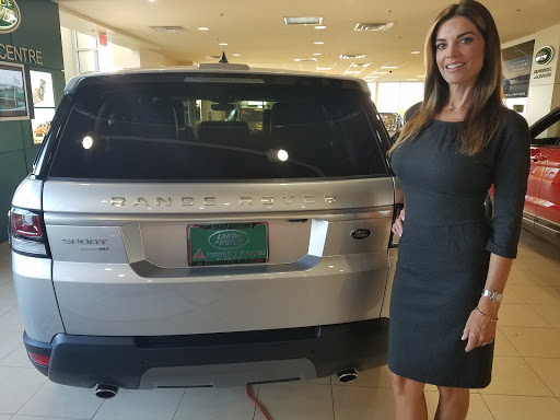 Land Rover Dealer «Land Rover Merritt Island», reviews and photos, 1850 E Merritt Island Causeway, Merritt Island, FL 32952, USA