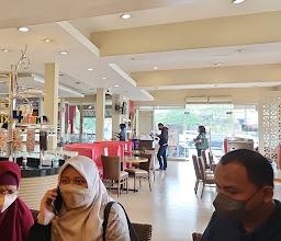 Pizza Hut Restoran photo