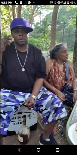 Discount Store «Walmart», reviews and photos, 199 JT Connell Hwy, Newport, RI 02840, USA