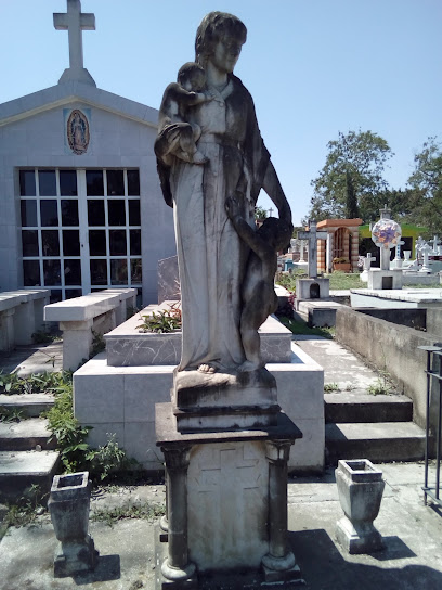Cementerio Municipal Fundacion Justin JHeroz