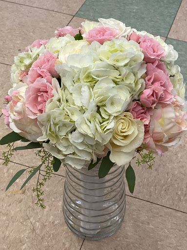 Florist «Morton Grove Florist», reviews and photos, 5741 Dempster St, Morton Grove, IL 60053, USA