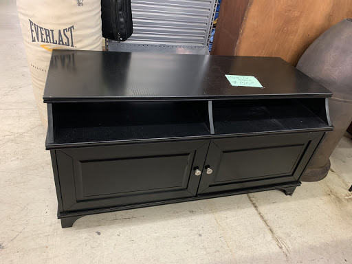 Thrift Store «JUNK 4 UR TRUNK THRIFT STORE», reviews and photos, 5494 New Jesup Hwy, Brunswick, GA 31523, USA