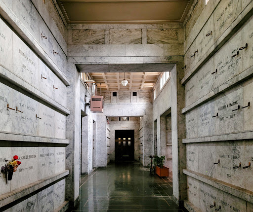 Funeral Home «Riverview Abbey Funeral Home», reviews and photos, 0319 SW Taylors Ferry Rd, Portland, OR 97219, USA