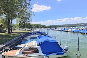Camping-Port-Plage Avenches image