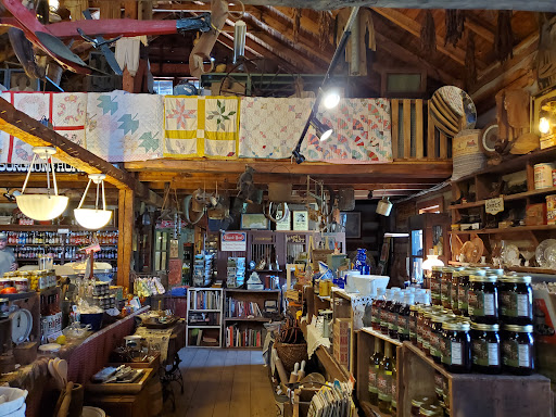Gift Shop «Hitching Post Gifts & Old Str», reviews and photos, 15894 US-68, Benton, KY 42025, USA