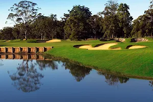 Murray River Golf Tours image