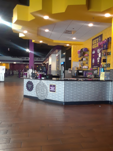 Gym «Planet Fitness», reviews and photos, 3535 W Walnut Ave, Visalia, CA 93277, USA