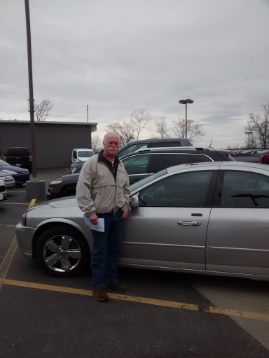 Used Car Dealer «Klaben Ford Lincoln», reviews and photos, 1089 W Main St, Kent, OH 44240, USA