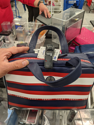 Clothing Store «Ross Dress for Less», reviews and photos, 1082 S Mt Vernon Ave, Colton, CA 92324, USA