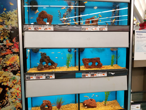 Pet Supply Store «Petco Animal Supplies», reviews and photos, 2230 Marlton Pike W #3, Cherry Hill, NJ 08002, USA