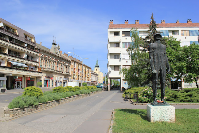 Líra bolthálózat - Petőfi Könyvesbolt - Könyvesbolt