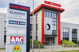 Kienast Schuhhandels GmbH & Co. KG image