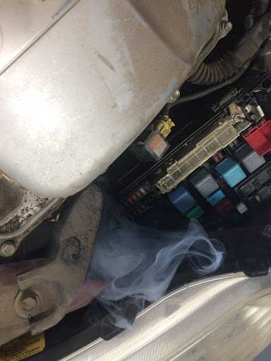 Auto Repair Shop «Atomic Auto.», reviews and photos, 610 NE 102nd Ave, Portland, OR 97220, USA