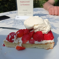 Gâteau aux fraises du Aux Goûters Champêtres Restaurant du Hameau à Chantilly - n°9