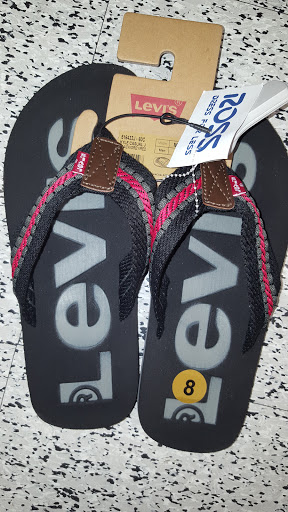 Clothing Store «Ross Dress for Less», reviews and photos, 349 N San Fernando Blvd, Burbank, CA 91502, USA