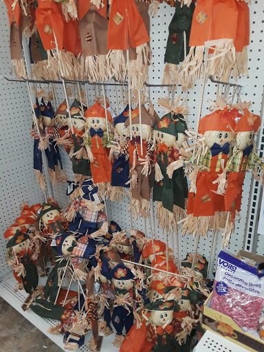 Dollar Store «Dollar Tree», reviews and photos, 1175 N Colony Rd, Wallingford, CT 06492, USA