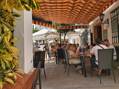 Restaurante Dominguez - Pl. de Andalucía, 11, 11692 Setenil de las Bodegas, Cádiz, Spain