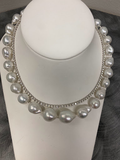 Jeweler «Laura Stanley Personal Jeweler», reviews and photos, 8201 Cantrell Rd, Little Rock, AR 72227, USA