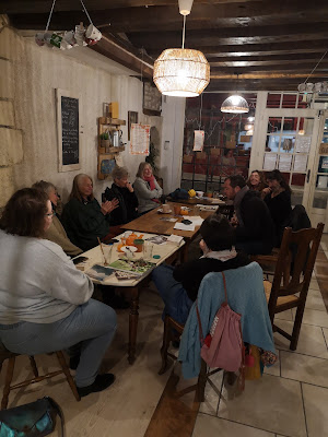 Au Café Suspendu à La Charité-sur-Loire