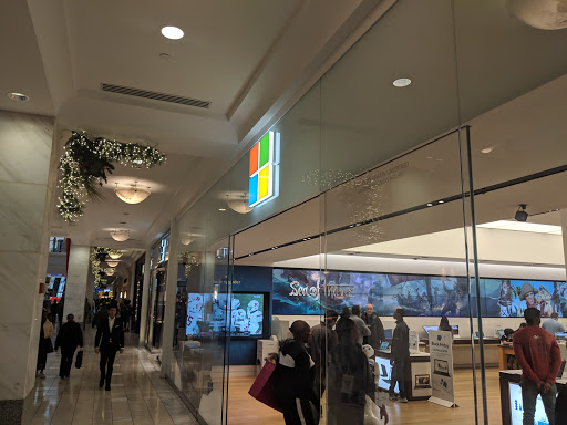 Shopping Mall «Lenox Square», reviews and photos, 3393 Peachtree Rd NE, Atlanta, GA 30326, USA