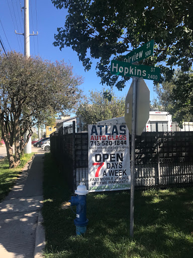 Auto Glass Shop «Atlas Auto Glass», reviews and photos, 716 Fairview St, Houston, TX 77006, USA