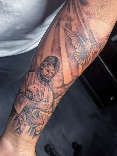 Explore mental health tattoo ideas for guys, creative tattoo ideas in Houston, available at BLK Studios