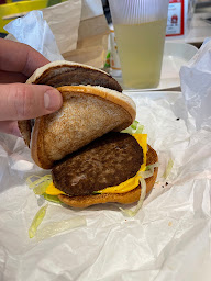 Photo n°50 de McDonald's à EPAGNY ()