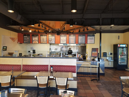 Mexican Restaurant «QDOBA Mexican Eats», reviews and photos, 2301 Clover Basin Dr, Longmont, CO 80501, USA
