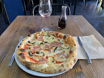 Pizza du Restaurant italien NONNA LINA pizza napolitaine à Milly-la-Forêt - n°14