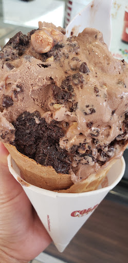 Ice Cream Shop «Cold Stone Creamery», reviews and photos, 1615 Town Center Dr, Lakeland, FL 33803, USA