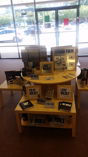 Family Christian, 4314 Virginia Beach Blvd, Virginia Beach, VA 23452, USA, 