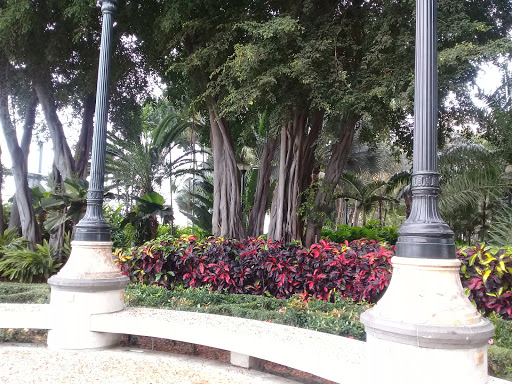 Beautiful parks in Guayaquil