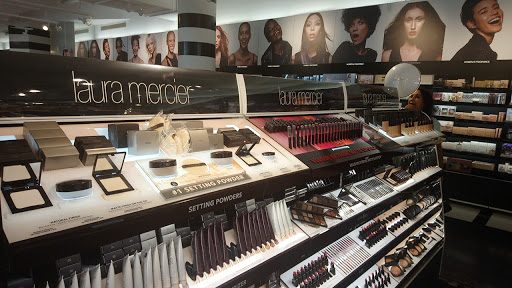 Cosmetics Store «SEPHORA», reviews and photos, 6801 Hollywood Blvd, Hollywood, CA 90028, USA