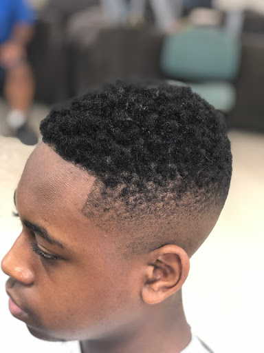 Barber Shop «First Class Barber Shop», reviews and photos, 610 W Trinity Ln, Nashville, TN 37207, USA