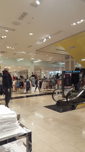 Clothing Store «Forever 21», reviews and photos, 400 Baldwin Ave, Arcadia, CA 91007, USA
